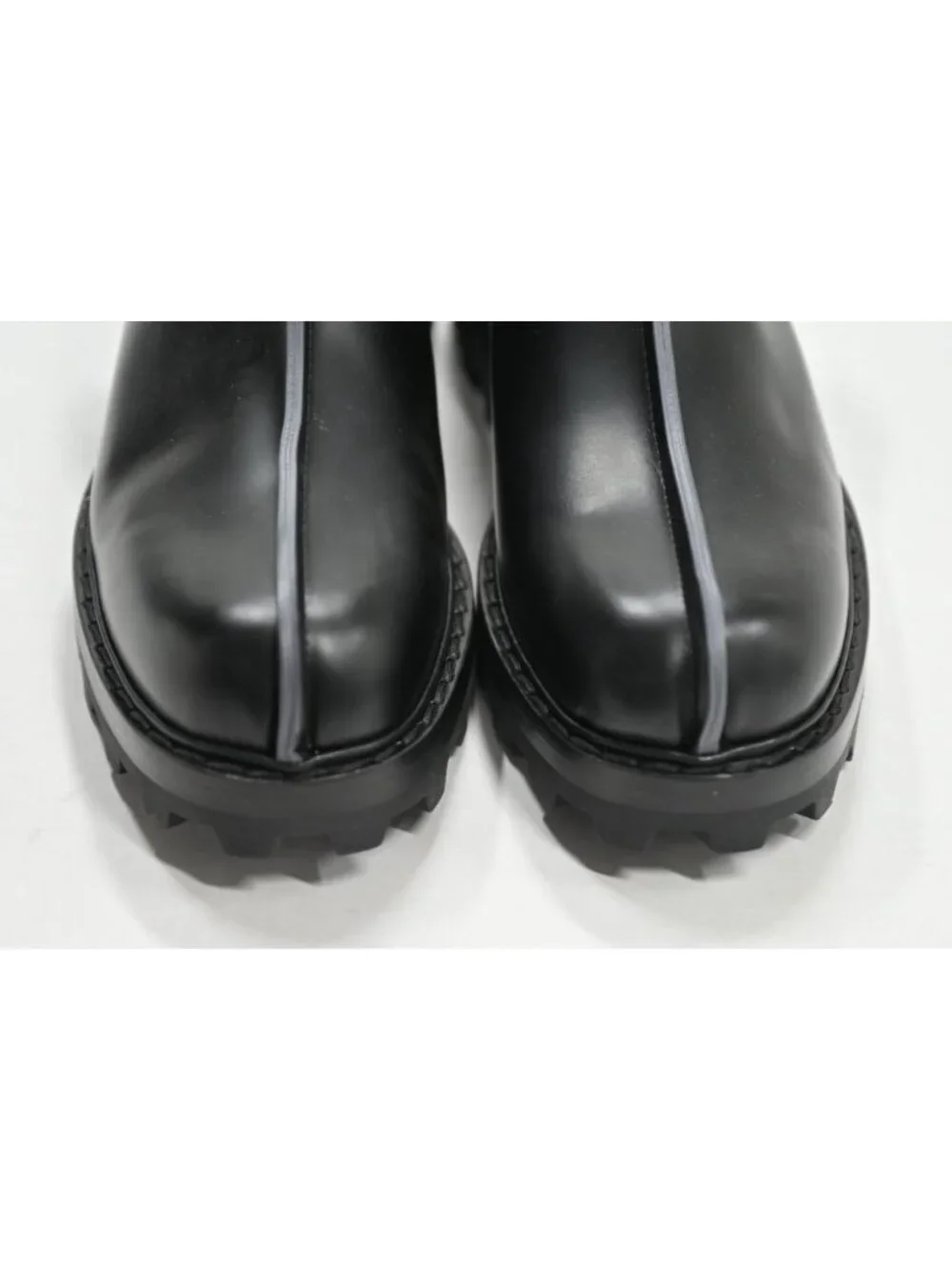 OAMC Chem Clogs in Black